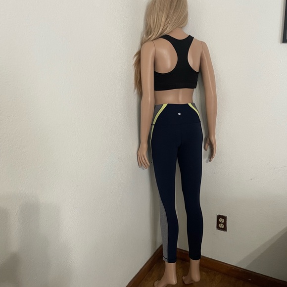 Lululemon Kick Serve Sweat Tight 25" -True Navy Heathered Slate / Sheer Lemon - Picture 10 of 15